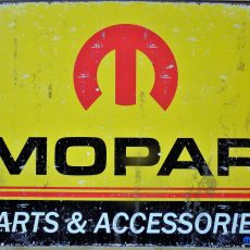 plaque métal AMERICAINE vintage MOPAR PARTS & ACCESSORIES