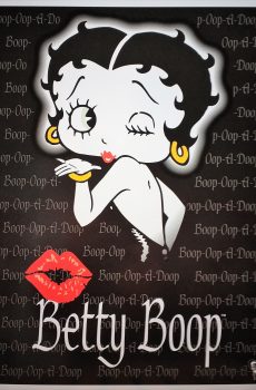 Plaque métal vintage BETTY BOOP KISS