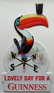 plaque métal vintage LOVELY DAY FOR A GUINNESS toucan